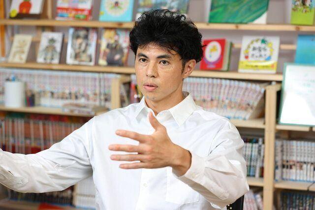 小島義雄の喜劇の社会的関連性